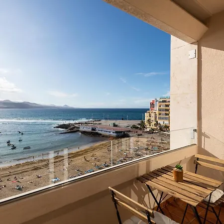 Apartment Living Canteras Homes - Bright Beachfront Las Palmas de Gran Canaria